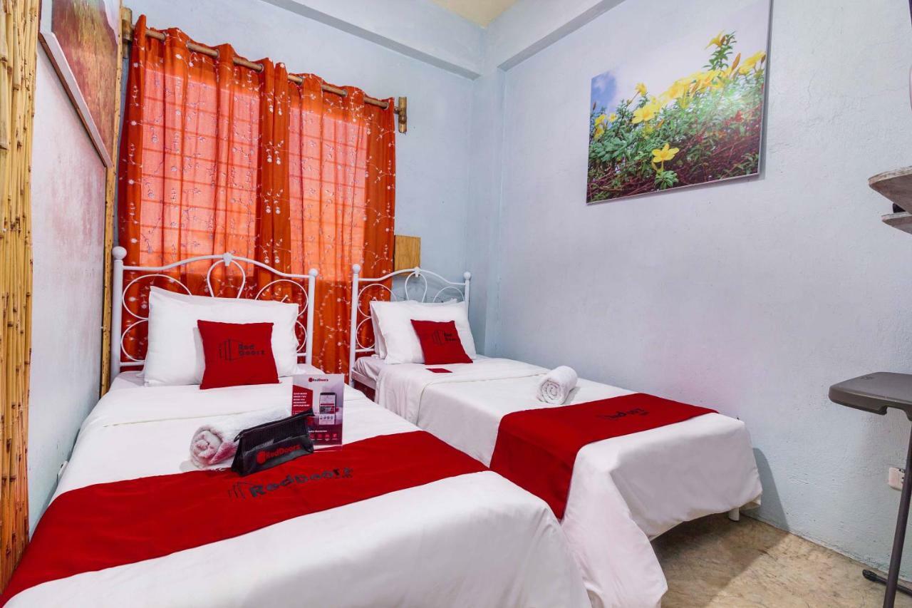 Готель Reddoorz @ Zapatera Cebu Екстер'єр фото